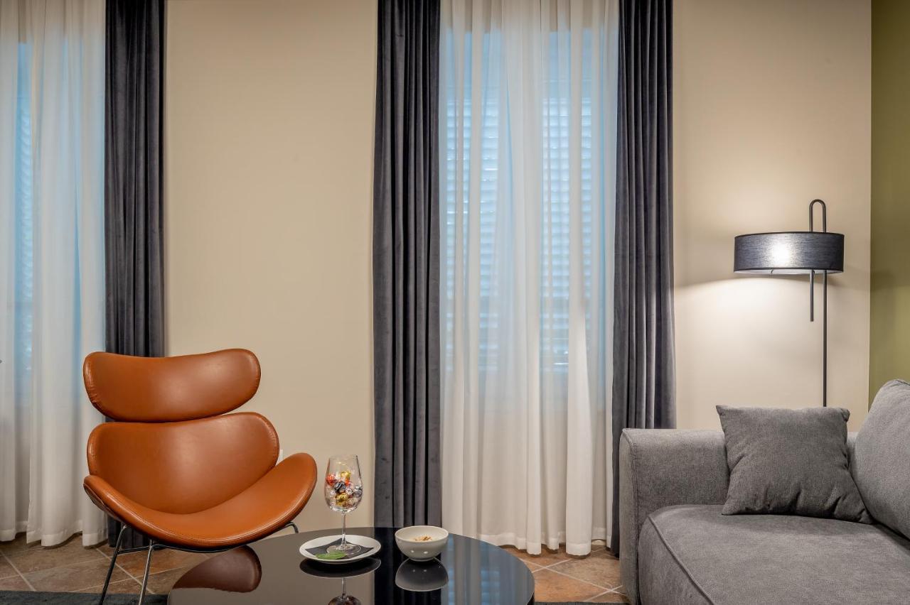 Green, Deluxe Two Bedroom Suite 斯普利特 外观 照片